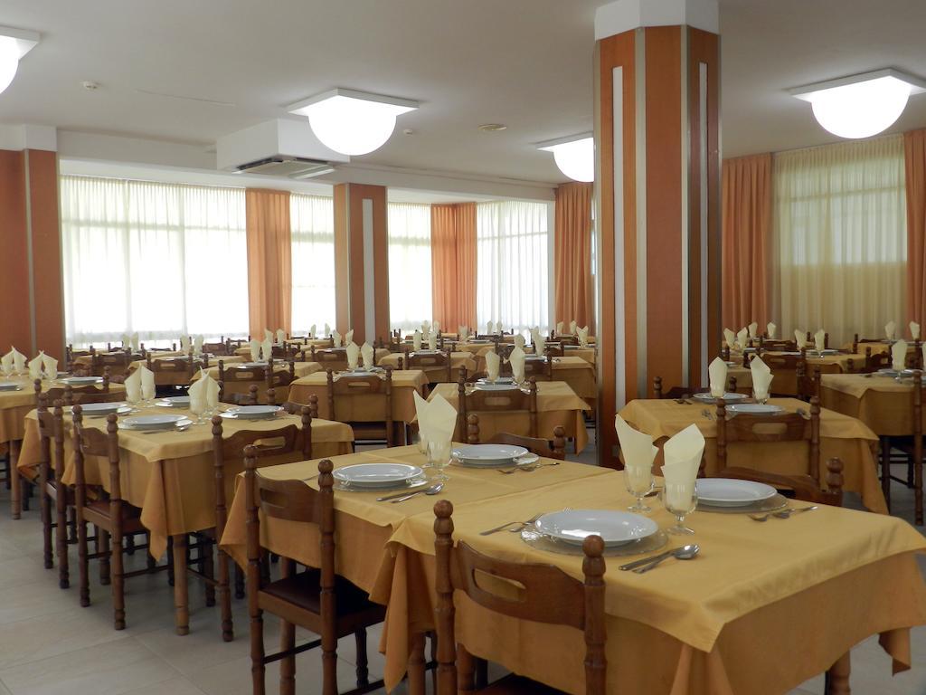 Hotel Michelangelo เบลลาเรีย-อีเจอา มารีนา ภายนอก รูปภาพ
